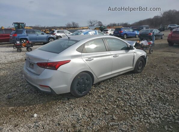 3KPC24A67ME129335 2021 HYUNDAI ACCENT Серебряный Задняя правая четверть