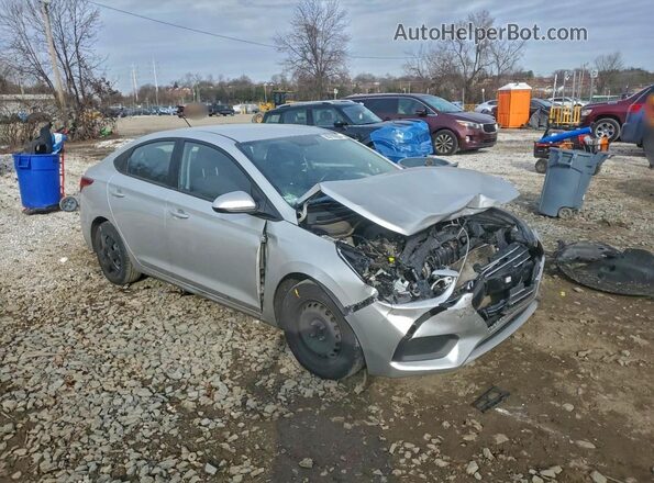 3KPC24A67ME129335 2021 HYUNDAI ACCENT Серебряный Передняя правая четверть