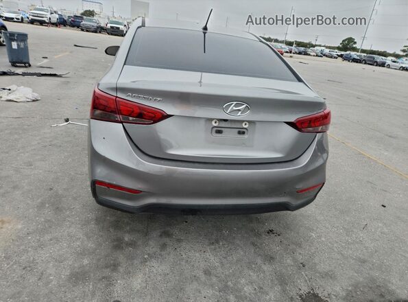 3KPC24A69ME137078 2021 HYUNDAI ACCENT Серый Вид сзади