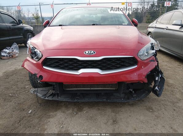 3KPF24AD0ME404751 2021 KIA FORTE Красный Вид спереди