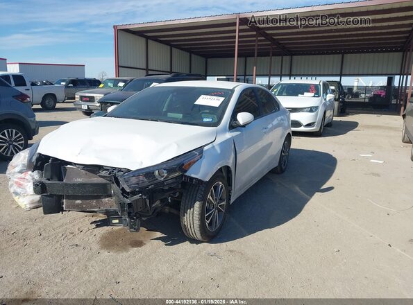 3KPF24AD6RE784802 2024 KIA FORTE Белый Передняя левая четверть