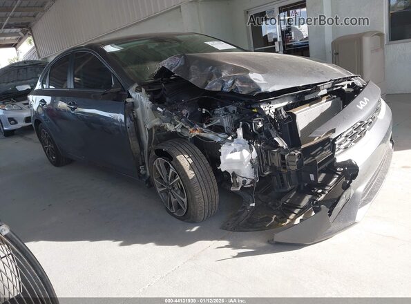 3KPF24AD7PE601114 2023 KIA FORTE Dark Blue Вид задней части салона