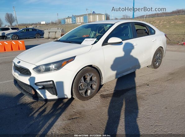 3KPF24AD8LE189666 2020 KIA FORTE Белый Передняя левая четверть