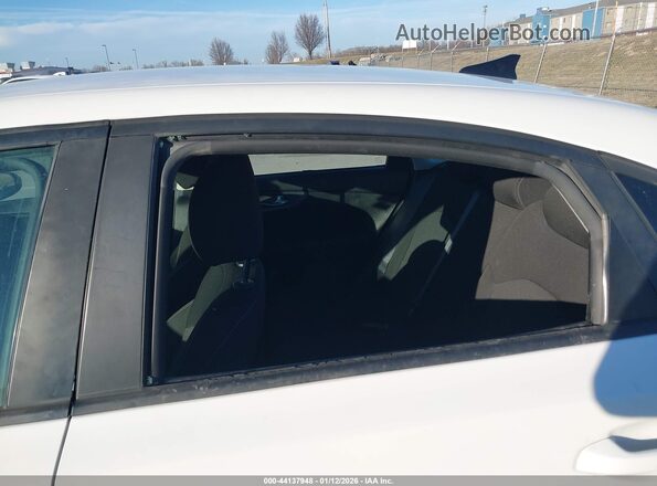3KPF24AD8LE189666 2020 KIA FORTE Белый Вид спереди