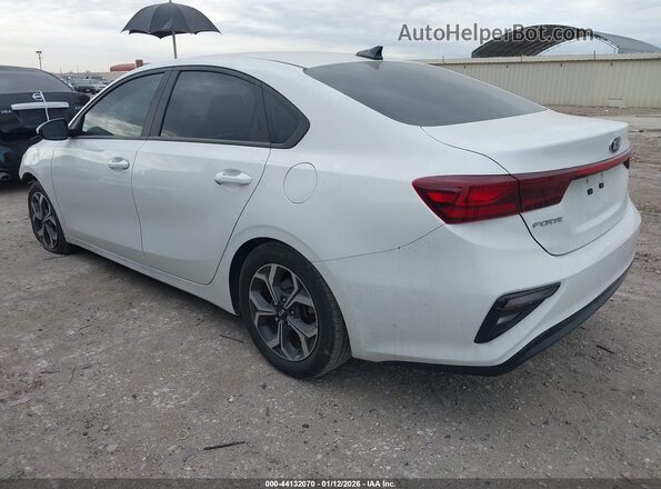 3KPF24AD9ME410130 2021 KIA FORTE Белый Задняя левая четверть