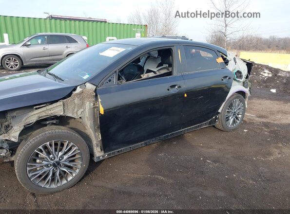 3KPF54AD2PE531223 2023 KIA FORTE Черный 
