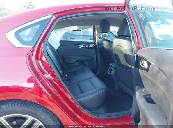 3KPF54AD5LE182696 2020 KIA FORTE Red Widok naklejki z numerem VIN
