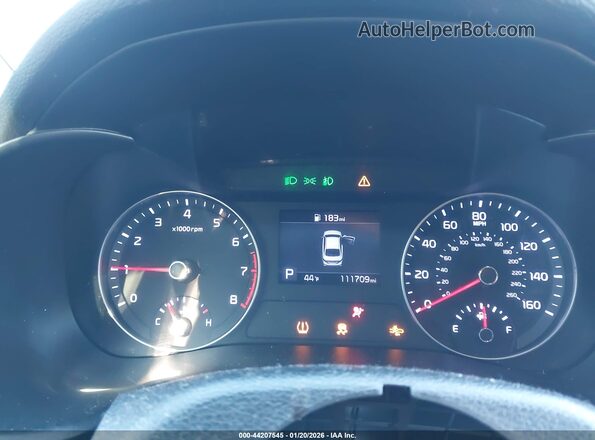 3KPF54AD5LE182696 2020 KIA FORTE Red Widok tylnych siedzeń