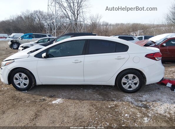 3KPFK4A71HE078927 2017 KIA FORTE Белый Панорамный вид салона 360°