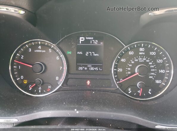 3KPFK4A71HE078927 2017 KIA FORTE Белый Вид задних сидений