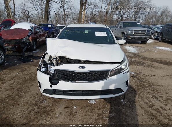 3KPFK4A71HE078927 2017 KIA FORTE Белый Вид щитка приборов