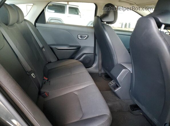 3KPFT4DE4SE076930 2025 KIA CADENZA Gray Widok tylnych siedzeń