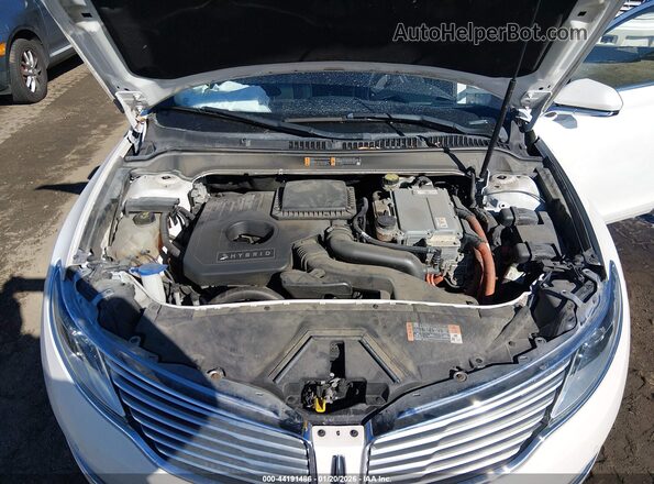 3LN6L2LU9GR603711 2016 LINCOLN MKZ HYBRID Белый Вид сзади