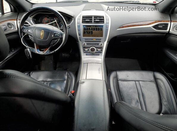 3LN6L5F95JR614608 2018 LINCOLN MKZ Черный Вид панели приборов