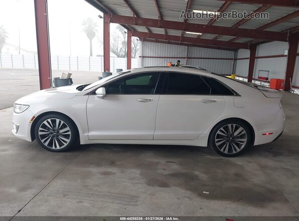 3LN6L5MU2HR601512 2017 LINCOLN MKZ HYBRID White 360 interior view