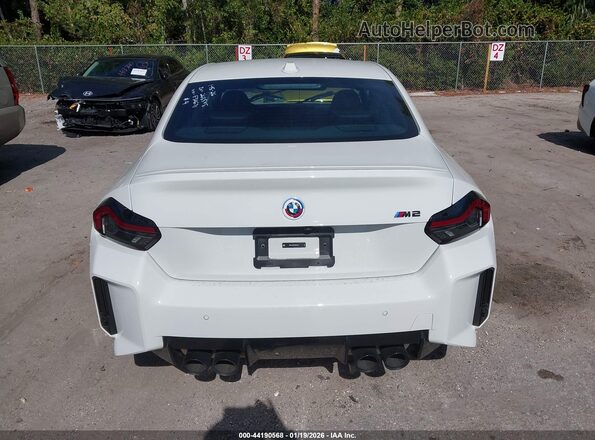 3MF23DM00S8F30671 2025 BMW M2 White 