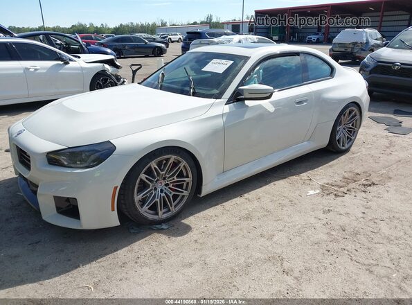 3MF23DM00S8F30671 2025 BMW M2 White Przód lewy