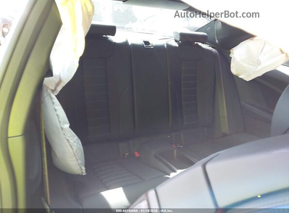 3MF23DM00S8F30671 2025 BMW M2 White Widok naklejki z numerem VIN