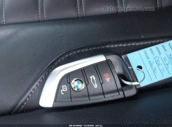 3MF23DM00S8F30671 2025 BMW M2 White Widok deski rozdzielczej