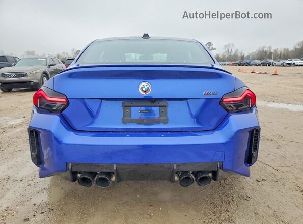 3MF23DM06S8F69961 2025 BMW M2 Blue Vista trasera