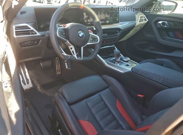 3MF23DM09S8F00780 2025 BMW M2 Silver Widok deski rozdzielczej