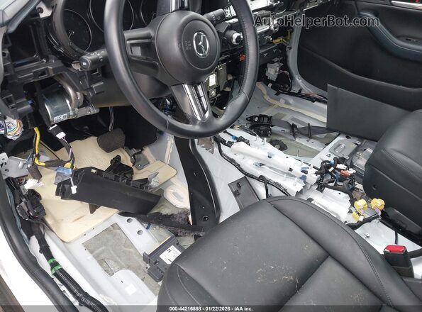 3MVDMACL0MM269750 2021 MAZDA CX-30 White Front view