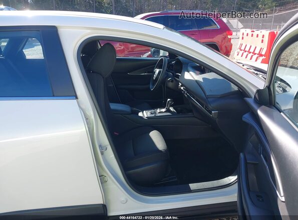 3MVDMBAL1MM269152 2021 MAZDA CX-30 White Вид салону спереду