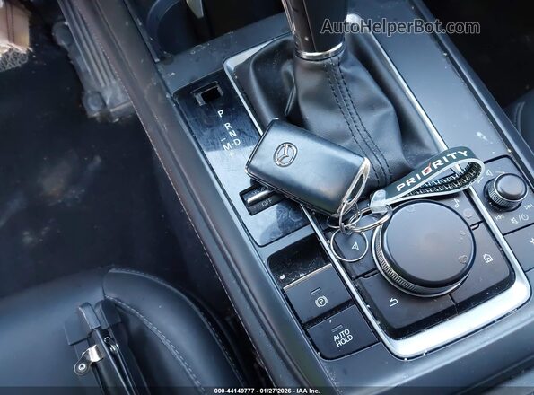 3MVDMBBM9PM526232 2023 MAZDA CX-30 Красный Вид панели приборов