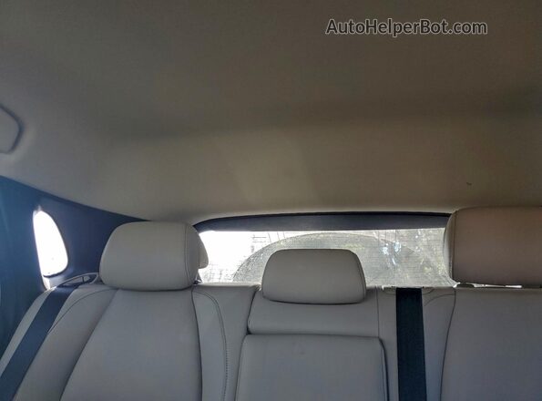 3MVDMBCM7PM566145 2023 MAZDA CX-30 White Vista de los asientos traseros