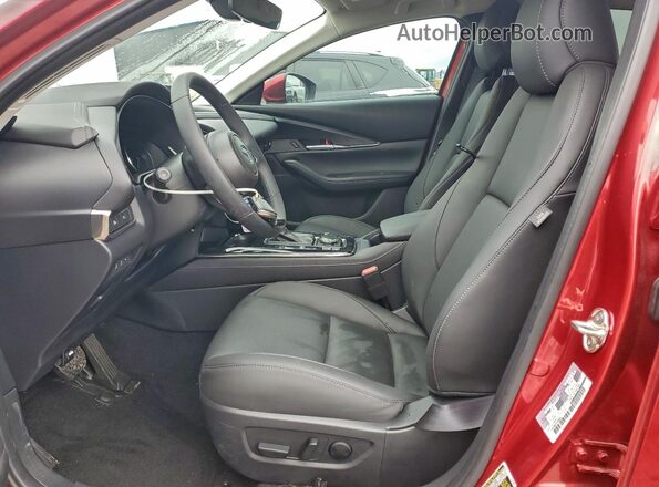 3MVDMBCMXSM856811 2025 MAZDA CX-30 Maroon Front interior view