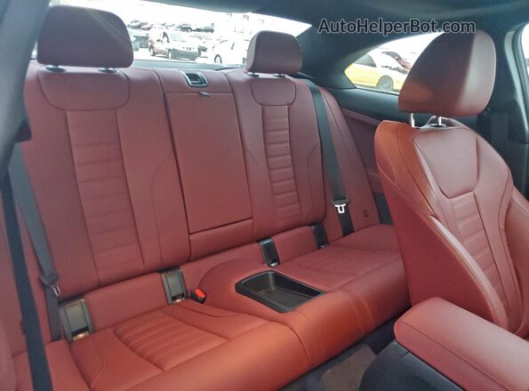 3MW43CM07R8E84172 2024 BMW M2 Белый Вид задних сидений