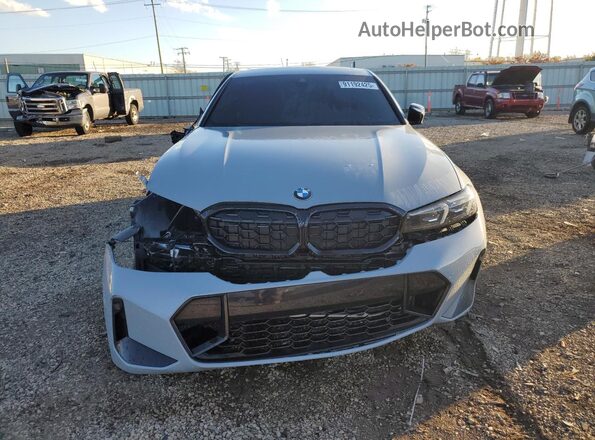 3MW49FF07R8E21103 2024 BMW M3 Серый Вид спереди