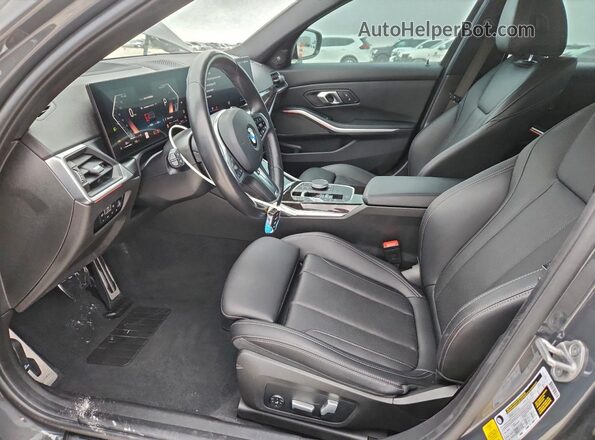 3MW49FS01R8D81560 2024 BMW M3 Gray Widok wnętrza z przodu