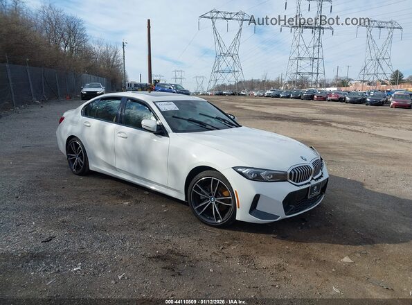 3MW89FF09P8D04928 2023 BMW OTHER Белый Передняя правая четверть