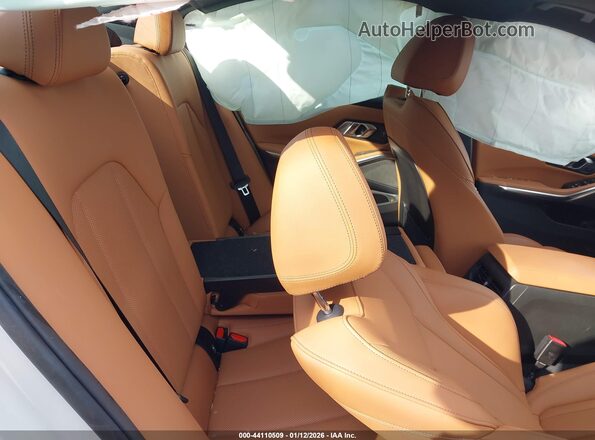 3MW89FF09P8D04928 2023 BMW OTHER Белый Вид наклейки с VIN-кодом