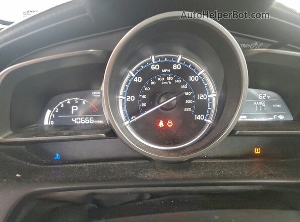 3MYDLBYV1LY707074 2020 TOYOTA YARIS Серебряный Вид щитка приборов