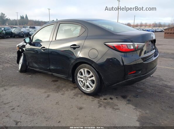 3MYDLBYV2JY301933 2018 TOYOTA YARIS IA Black Задня ліва чверть