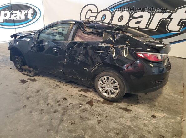3MYDLBYV4LY705688 2020 TOYOTA YARIS Черный 