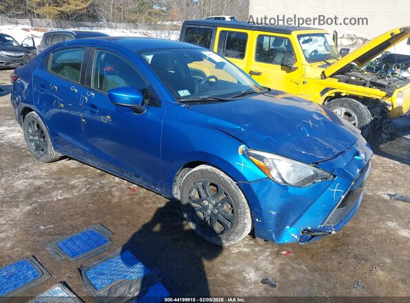 3MYDLBYV5HY171530 2017 TOYOTA YARIS IA Синий Передняя правая четверть