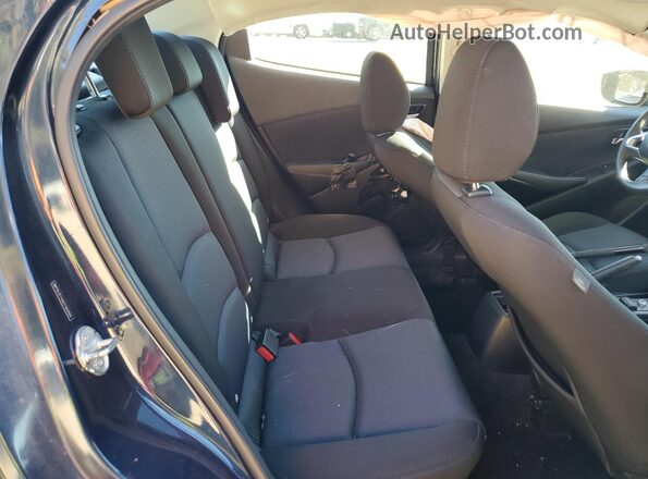3MYDLBYV6HY160469 2017 TOYOTA YARIS Синий Вид задних сидений