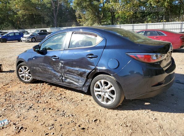 3MYDLBYV6HY160469 2017 TOYOTA YARIS Синий Задняя левая четверть