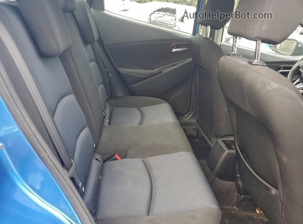 3MYDLBYV6JY330755 2018 TOYOTA YARIS Blue Widok tylnych siedzeń