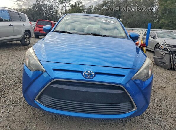 3MYDLBYV6JY330755 2018 TOYOTA YARIS Blue Widok z przodu