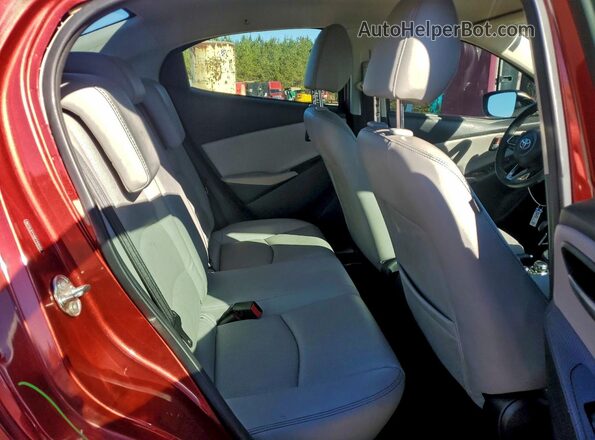 3MYDLBYV6KY515132 2019 TOYOTA YARIS Темно-бордовый Вид задних сидений