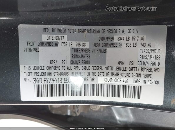3MYDLBYV7HY181850 2017 TOYOTA YARIS IA Gray Vista del compartimento del motor