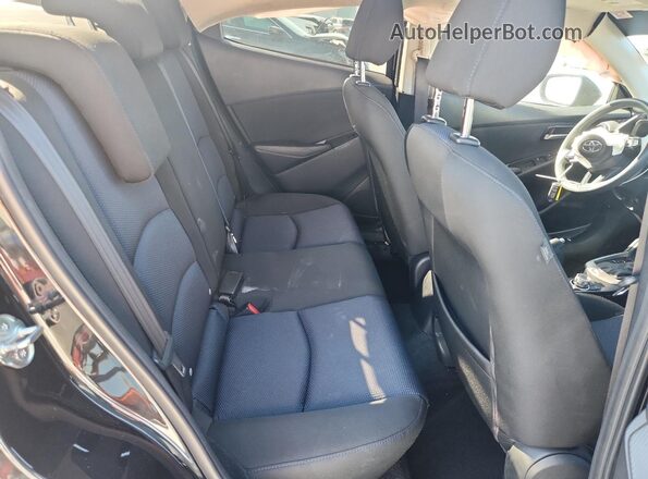 3MYDLBYVXLY711446 2020 TOYOTA YARIS Черный Вид задних сидений