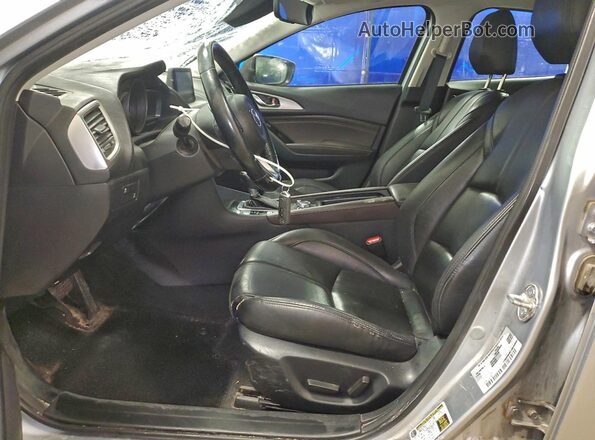 3MZBN1L34JM267787 2018 MAZDA 3 Серебряный Вид салона спереди