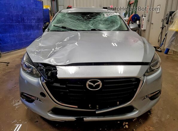 3MZBN1L34JM267787 2018 MAZDA 3 Серебряный Вид спереди