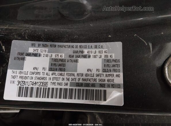 3MZBN1U74HM120686 2017 MAZDA 3 Серый Вид подкапотного пространства