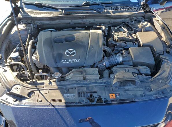 3MZBN1V32JM195825 2018 MAZDA 3 Синий Вид задней части салона